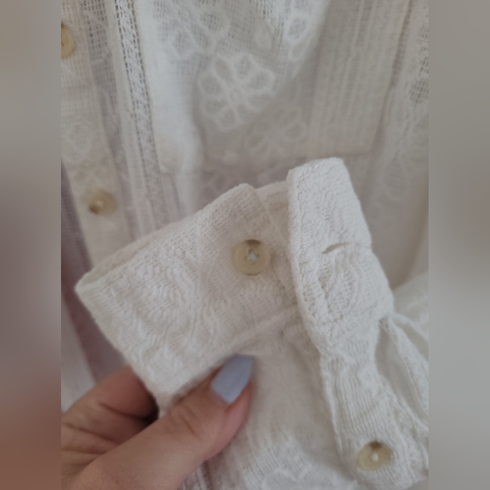 PILCRO ANTHROPOLIE LACE BUTTON DOWN SHIRT SZ M - Picture 4 of 10
